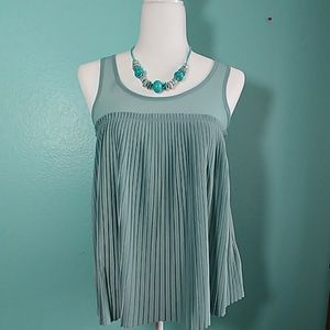 Beautiful top great for the summer